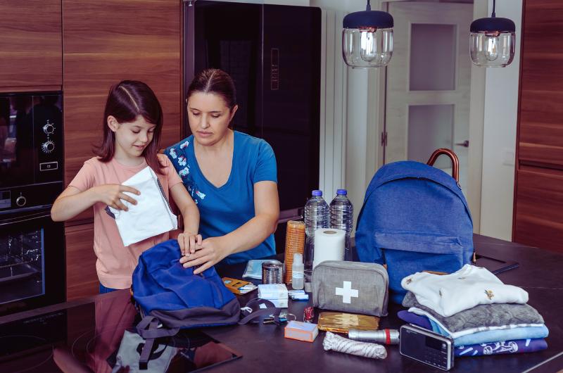 Jak správně připravit evakuační zavazadlo: 10 nezbytností, které nesmíte zapomenout
