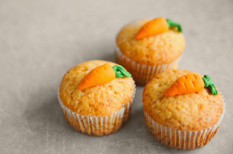Recept na mrkvové muffiny, které budete chtít péct pořád dokola