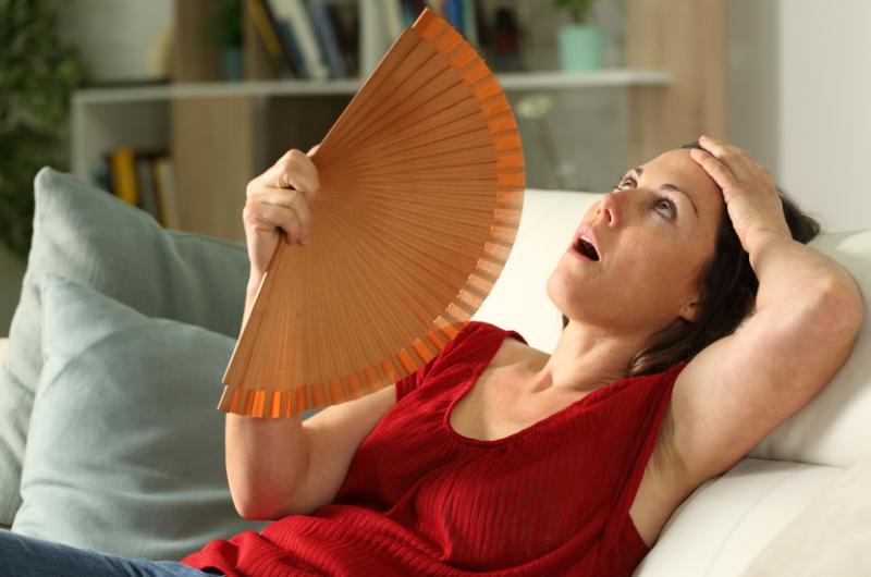 Zapomeňte na klimatizaci: 10 triků, jak ochladit byt během vteřiny!