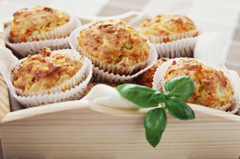 Slané muffiny se šunkou za 30 minut: Rychlá večeře nebo pohoštění, které zmizí jako první