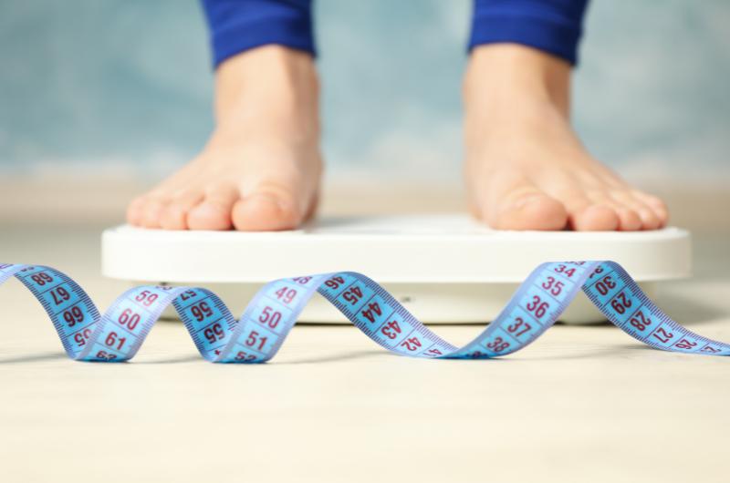 Zhubnete bez diet? Psychologové odhalují trik „tří P“, který mění vztah k jídlu jednou provždy!