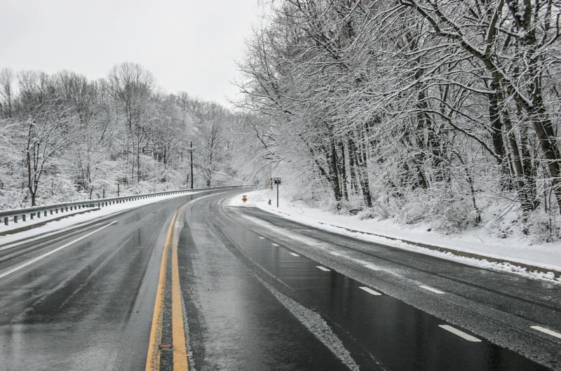 Meteorologové varují: silná námraza může napáchat větší škody, než se čekalo