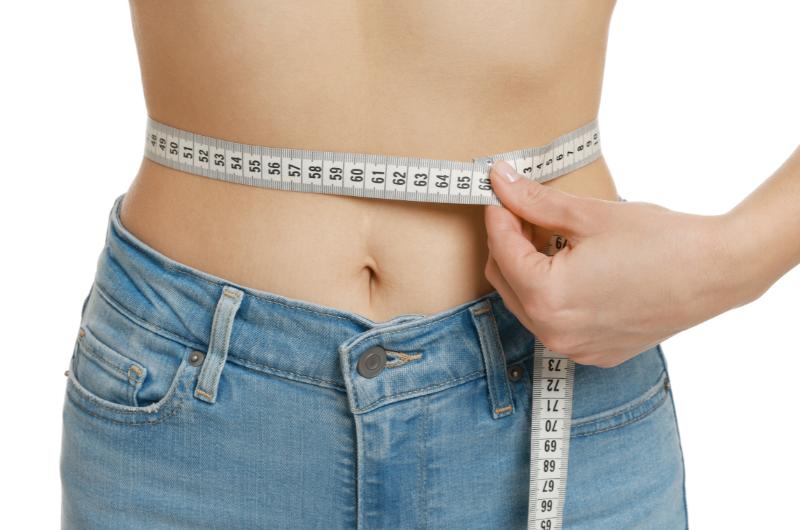 Cvičení pro štíhlejší pas: Praktické, účinné a ideální pro ženy po čtyřicítce