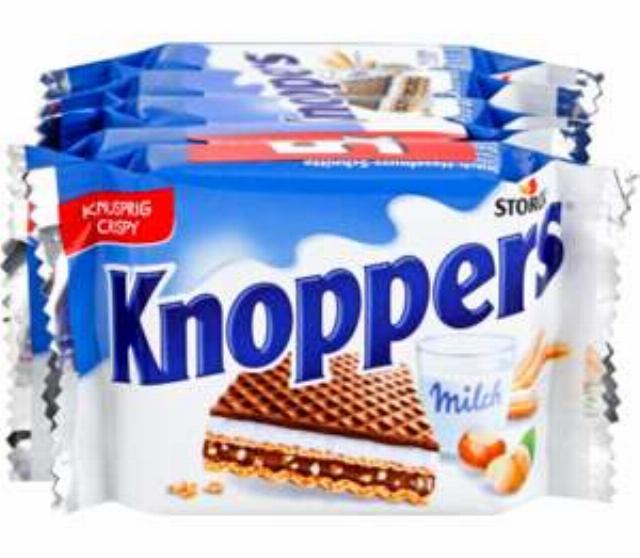 Knoppers Plněné oplatky