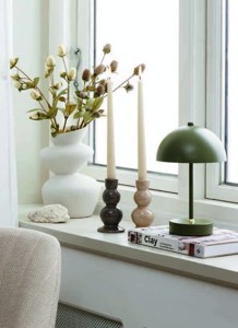 4) LAMPA NA BATERIE KENT