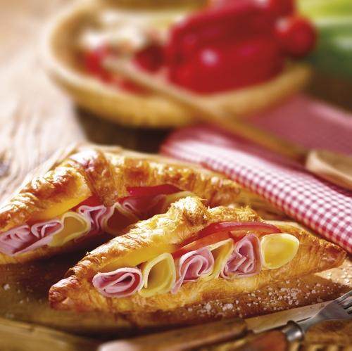 Croissant šunkový, 1 KS