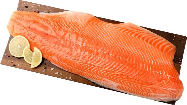 Losos celý filet