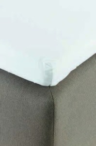 Napínací prostěradlo na vrchní matraci ELENORA