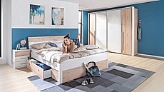 1: Ložnice - komoda