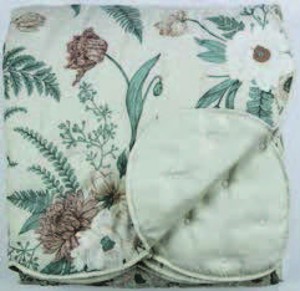 Bederní polštář a přehoz přes postel STORKLOKKE