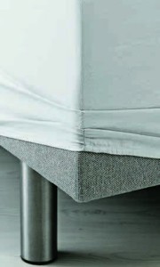 Saténové napínací
prostěradlo TINE